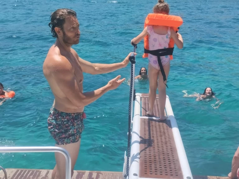 Hire a Comar Clanship 42 FB Catania