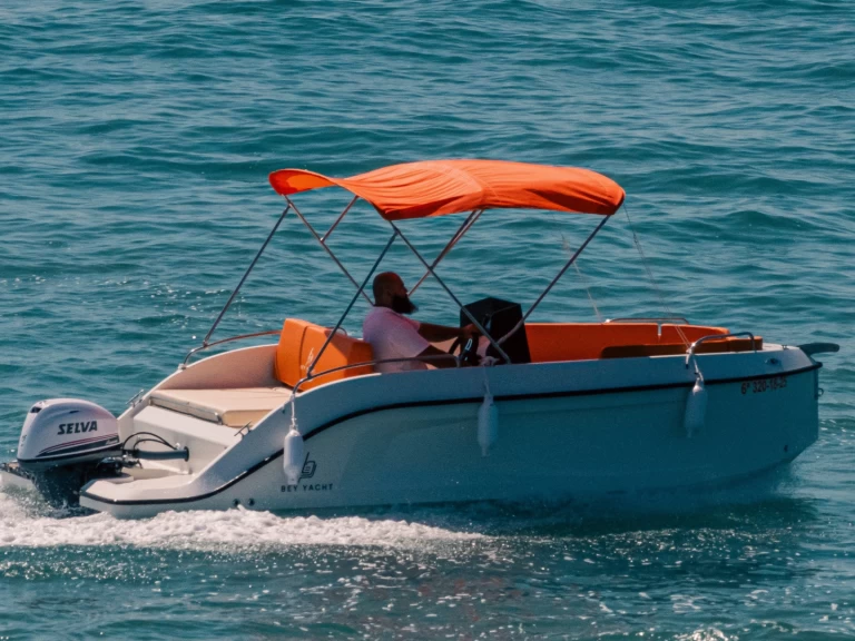 Yacht hire Puerto Marina Benalmadena cheap 18