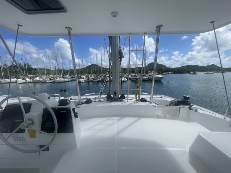 Yacht charter Le Marin - BALI 4.6 5 Cabines Num 3 BALI 4.6 5 Cabines Num 3 on SamBoat