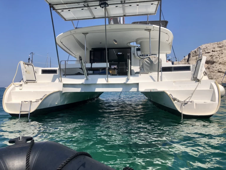 Hire a Fountaine Pajot LIPARI 41 EVOLUTION Marseille