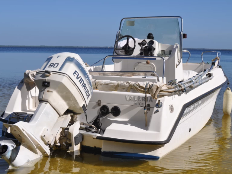 Yacht hire Carcans cheap Fishlander 530