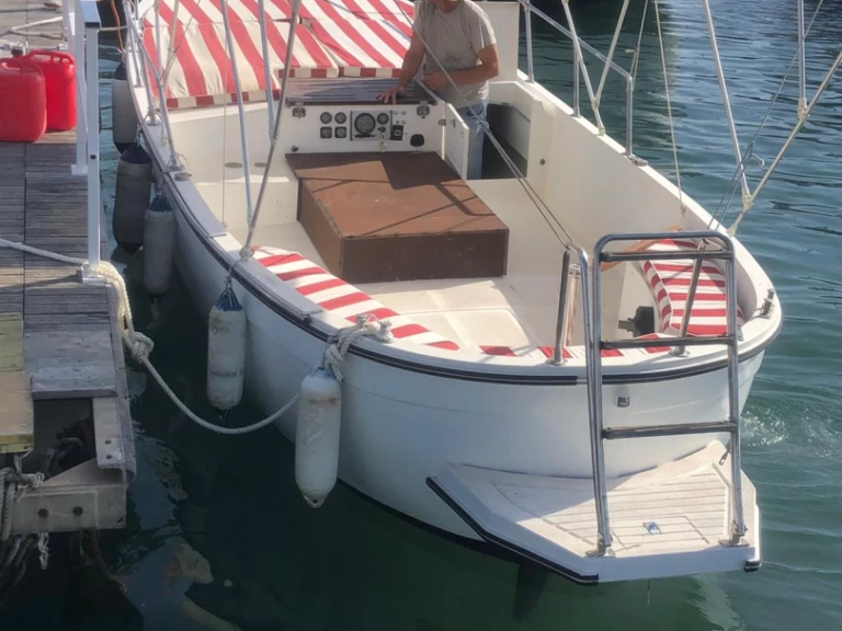 Charter a Cantiere Gennaro Gatto Gozzo in Portoferraio on Samboat