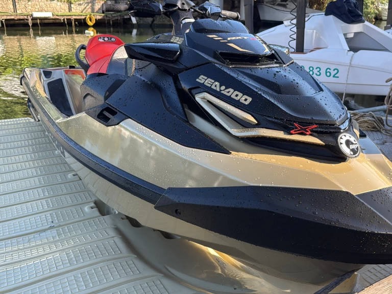 Hire a Sea-Doo RXT-X RS 325 Mandelieu-la-Napoule