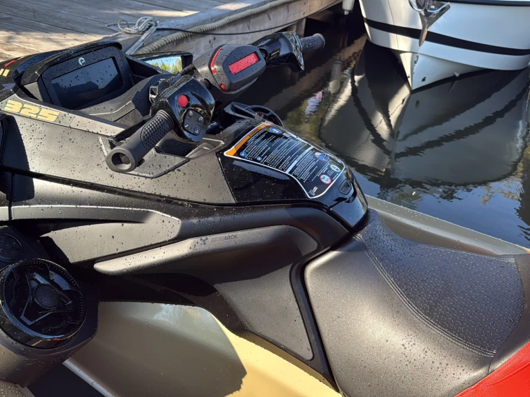 Charter a Sea-Doo RXT-X RS 325 in Mandelieu-la-Napoule on Samboat