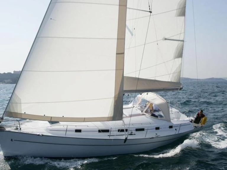 Yacht charter Ibiza Town - ENG Oceanis 383 on SamBoat