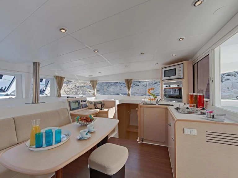 Hire Catamaran with or without skipper Lagoon Es Jondal