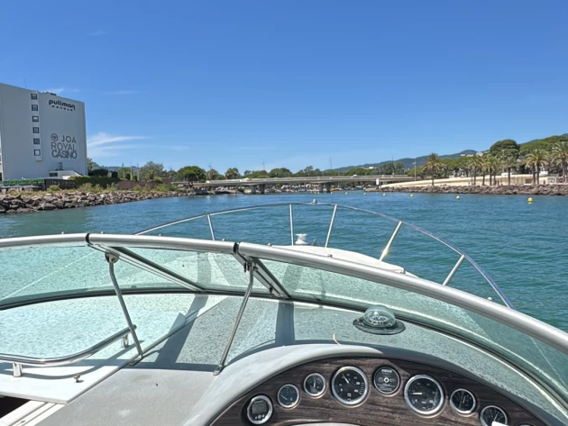 Motorboat to hire Mandelieu-la-Napoule at the best price