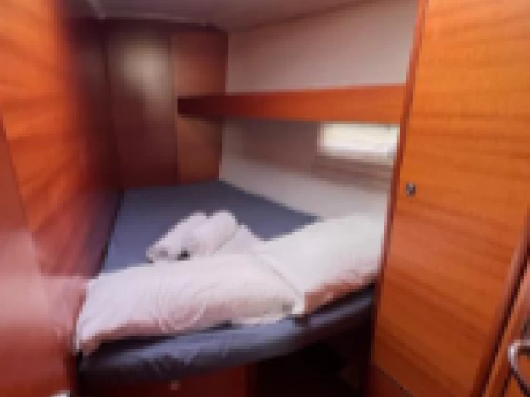 Charter a Dufour Dufour 360 Grand Large in Ibiza Town on Samboat