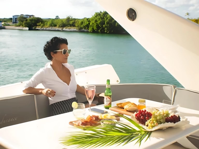 Yacht hire La Romana cheap custom