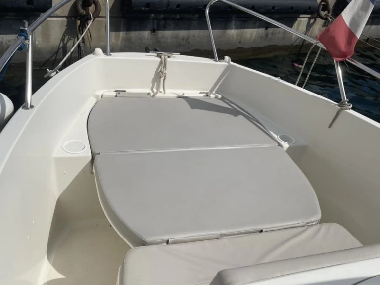 Quicksilver Activ 555 Open charter bareboat or skippered in  Marseille