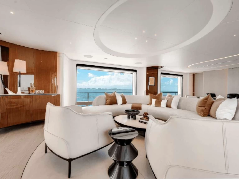 Yacht charter Miami - Azimut Tycoon on SamBoat