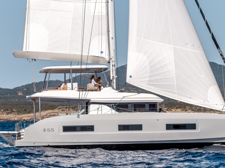Hire Catamaran with or without skipper Lagoon Trogir