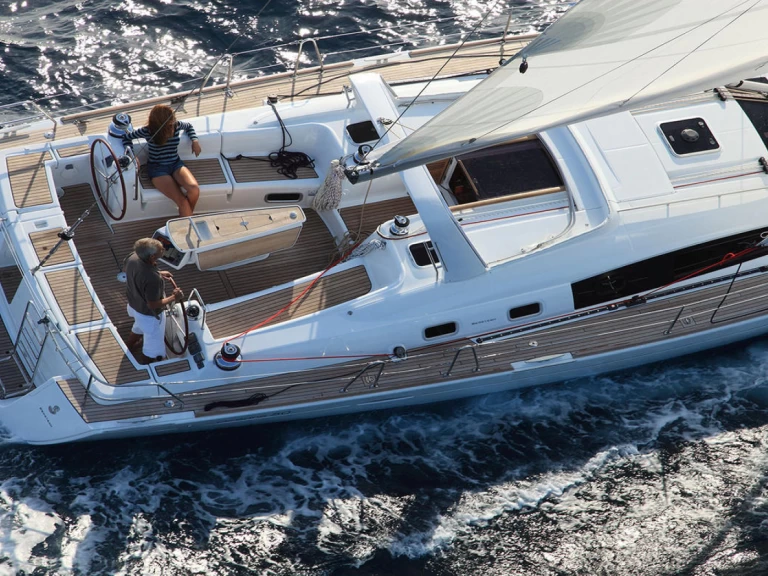 Hire Sailboat with or without skipper Bénéteau Nydri