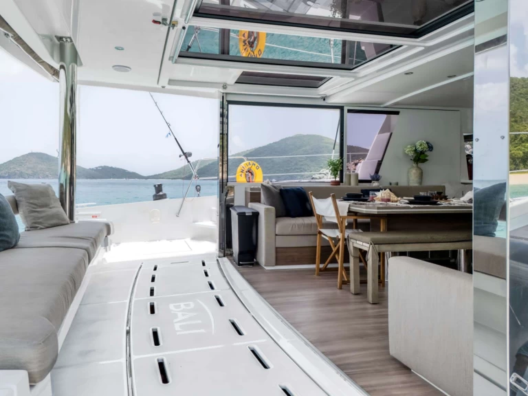 Charter a Bali Andiamo in British Virgin Islands (BVI) on Samboat