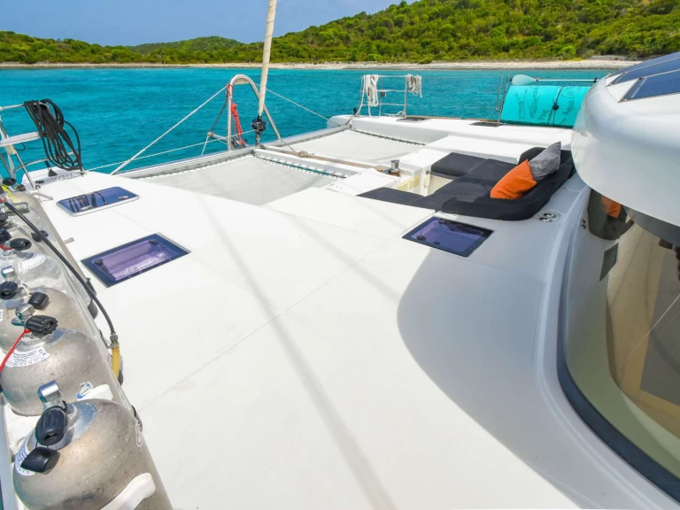 Charter a Lagoon OUI CHERIE  in British Virgin Islands (BVI) on Samboat