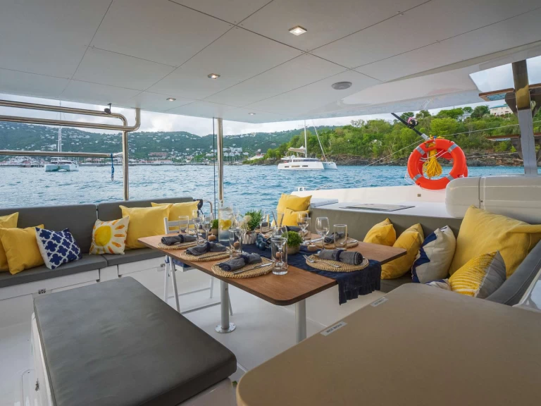 Yacht hire British Virgin Islands (BVI) cheap WALK'N ON SUNSHINE