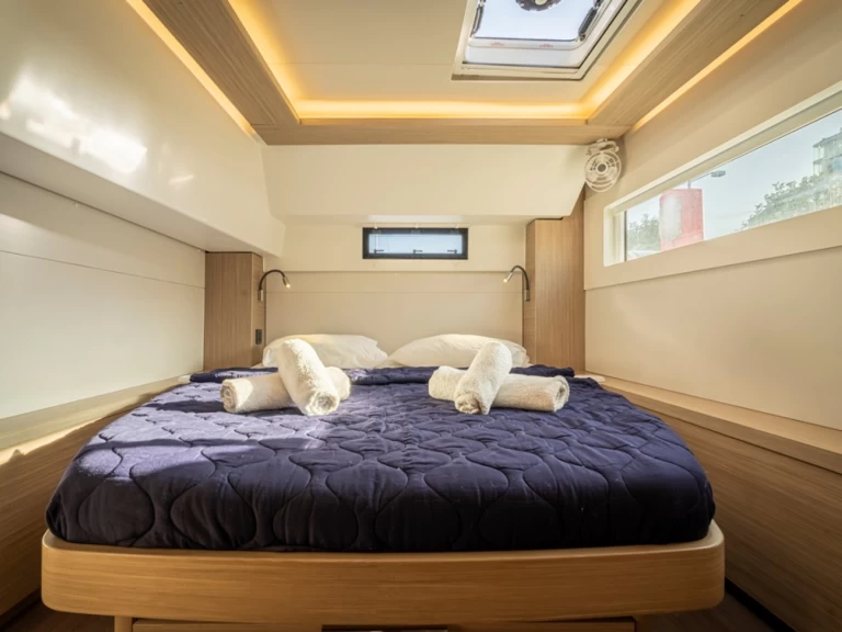 Catamaran hire in Piso Livadi - Lagoon Lagoon 46