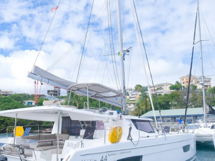 Charter a Fountaine Pajot Helia 44 in Parish of Saint George on Samboat