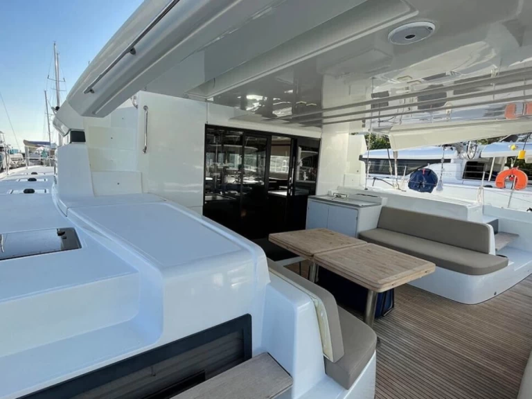 Yacht hire Parish of Saint George cheap Lagoon 50