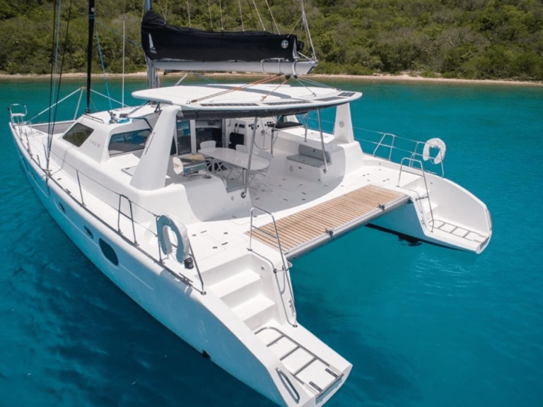 Yacht charter Parish of Saint George - Voyage Voyage 480 - 4 + 2 cab. on SamBoat