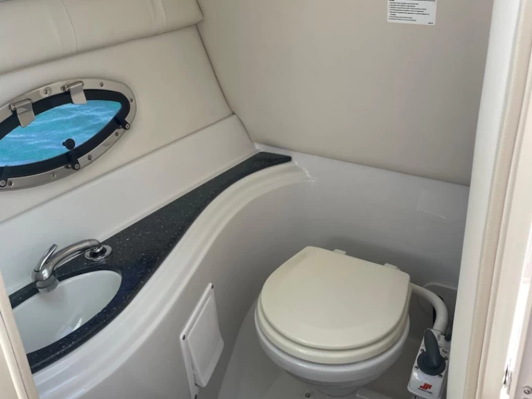 Crownline Crownline 260 LS charter bareboat or skippered in  Portals Nous