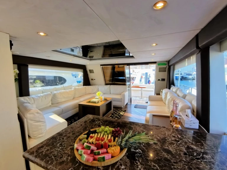 Charter a Mr. G Yacht Dubai Marine 82Ft in Dubai Marina on Samboat