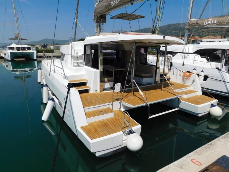 Charter a Bali Bali 4.0 in Ta' Xbiex on Samboat