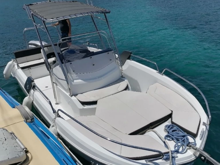 Bénéteau Flyer 6.6 SPACEdeck charter bareboat or skippered in  Porto-Vecchio