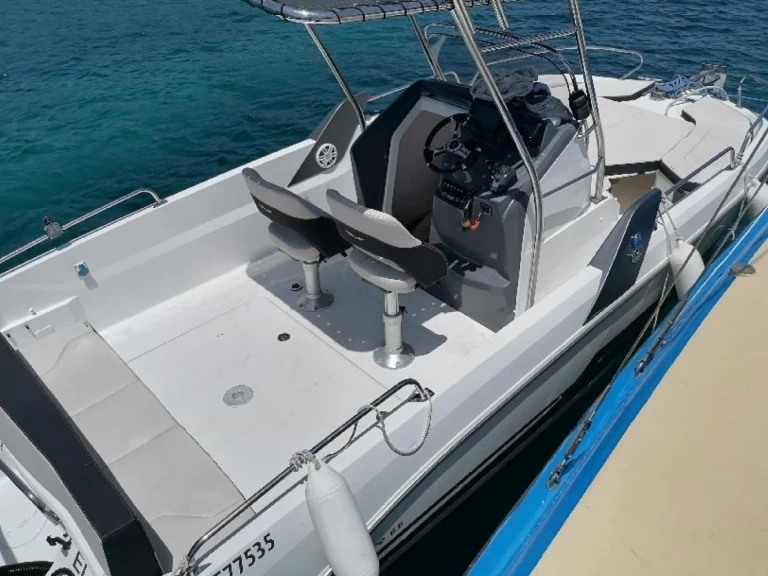 Yacht charter Porto-Vecchio - Bénéteau Flyer 6.6 SPACEdeck on SamBoat