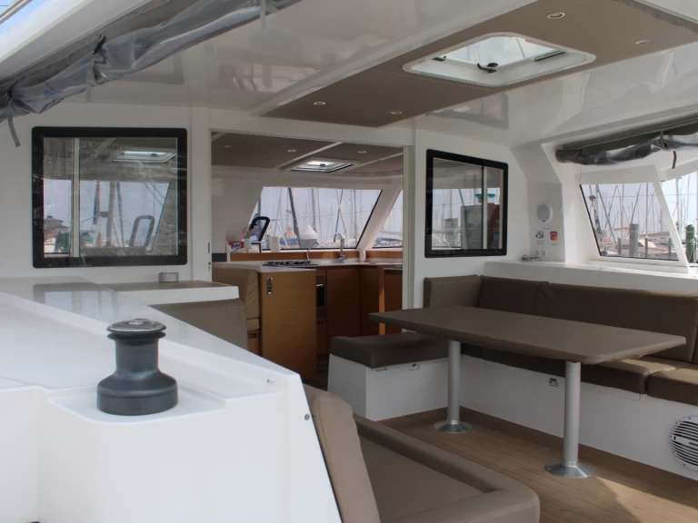 Yacht hire Rimini cheap Nautitech 40 Open 