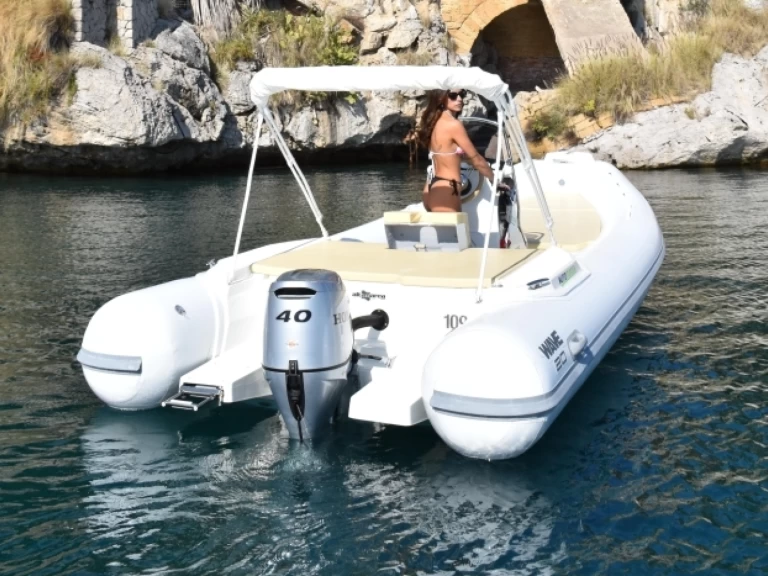 Hire RIB Altamarea with a boat licence