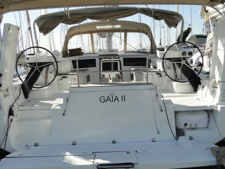 Hire a Dufour Dufour 470 Alimos