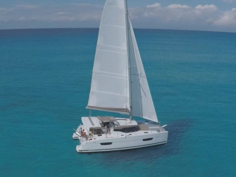 Yacht charter Lefkáda - Fountaine Pajot Isla 40 on SamBoat