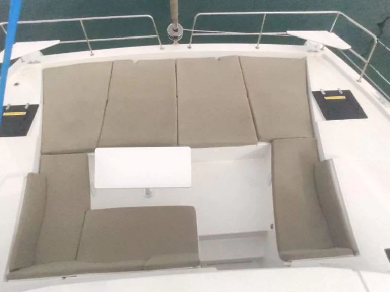 Yacht hire Alimos cheap Bali 4.2