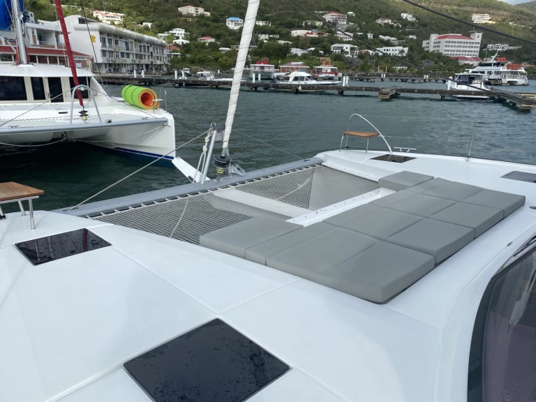 Hire Catamaran Fountaine Pajot with a boat licence