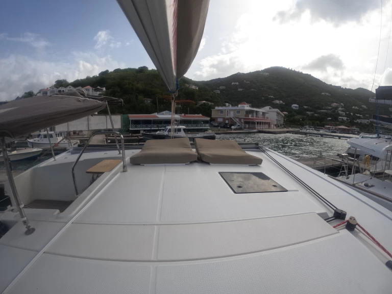 Yacht charter Road Town - Fountaine Pajot Lucia 40 on SamBoat