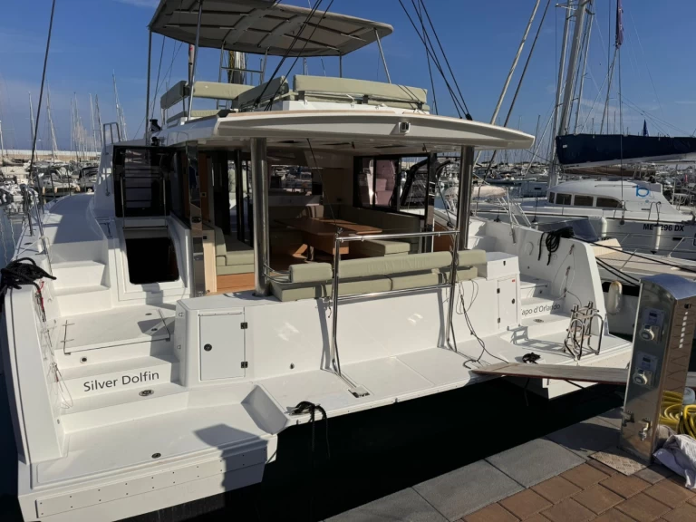 Catamaran to hire Capo d'Orlando at the best price