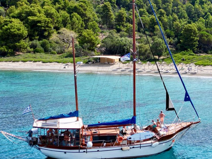 Yacht charter Skiathos - Custom Made Gulet on SamBoat