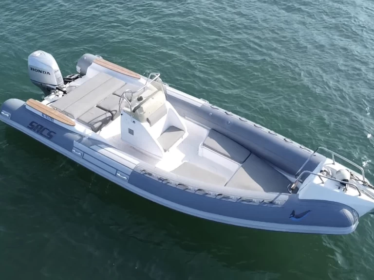 Charter a Sacs Sacs S 680 in Lège-Cap-Ferret on Samboat