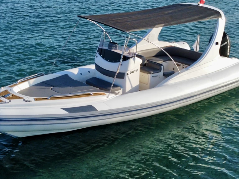 Hire RIB with or without skipper Lomac Porto-Vecchio