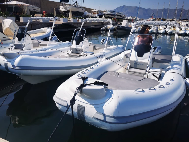 Hire RIB with or without skipper Altamarea Palermo