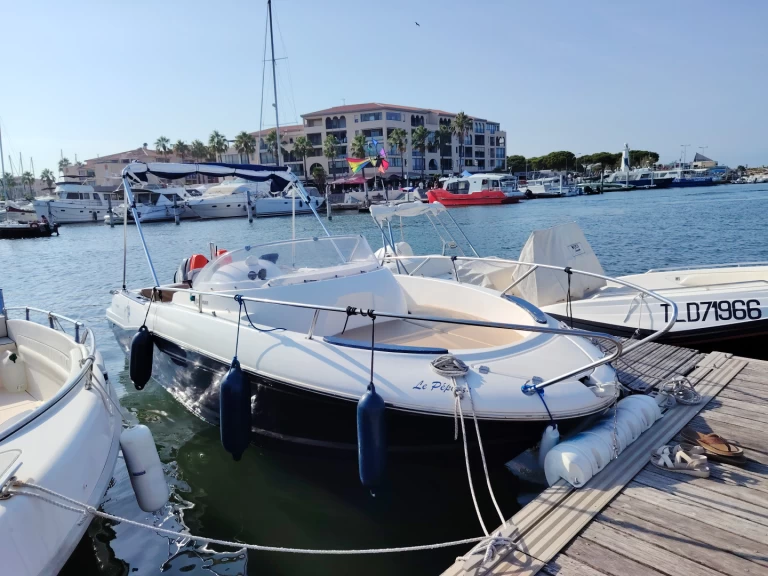 Jeanneau Cap Camarat 625 WA charter bareboat or skippered in  Argelès-sur-Mer