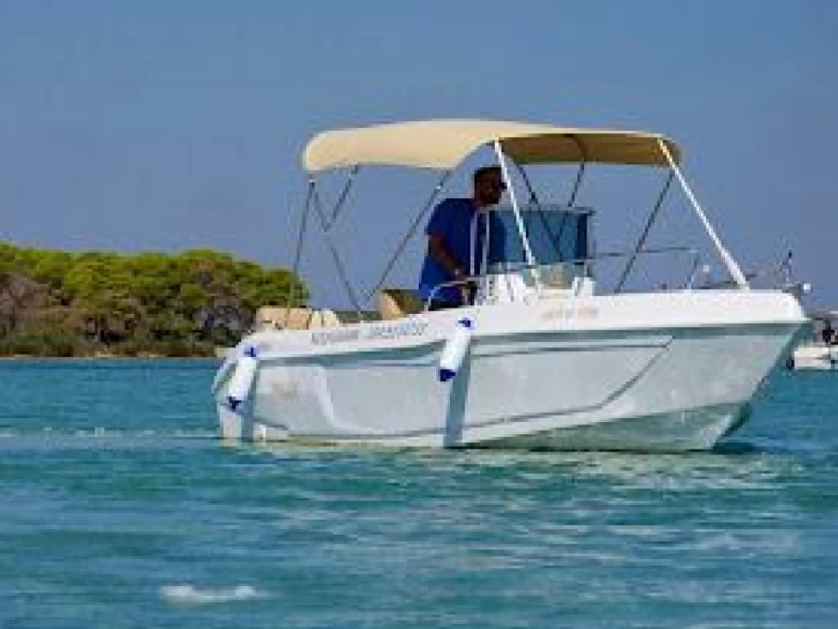 Motorboat hire in Porto Cesareo - Salento marine Elite 19