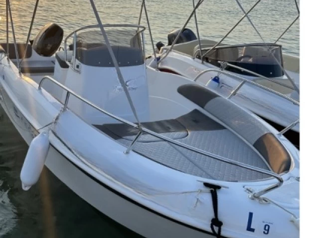 Yacht hire Porto Cesareo cheap WA 6,06