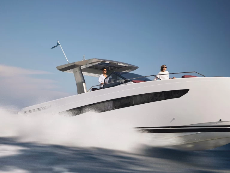 Hire Motorboat Fiart with a boat licence