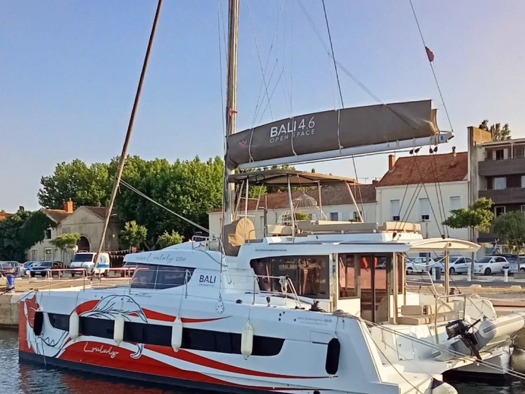 Catamaran hire in Marseille - Bali Bali 4.6
