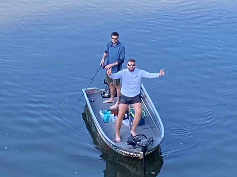 Hire Motorboat with or without skipper linder Cénevières