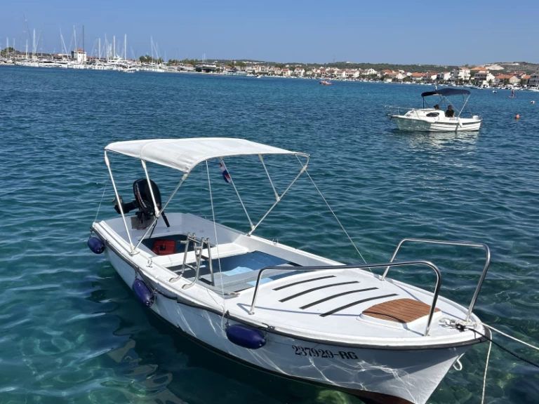 Yacht hire Rogoznica cheap Pasara 4.6