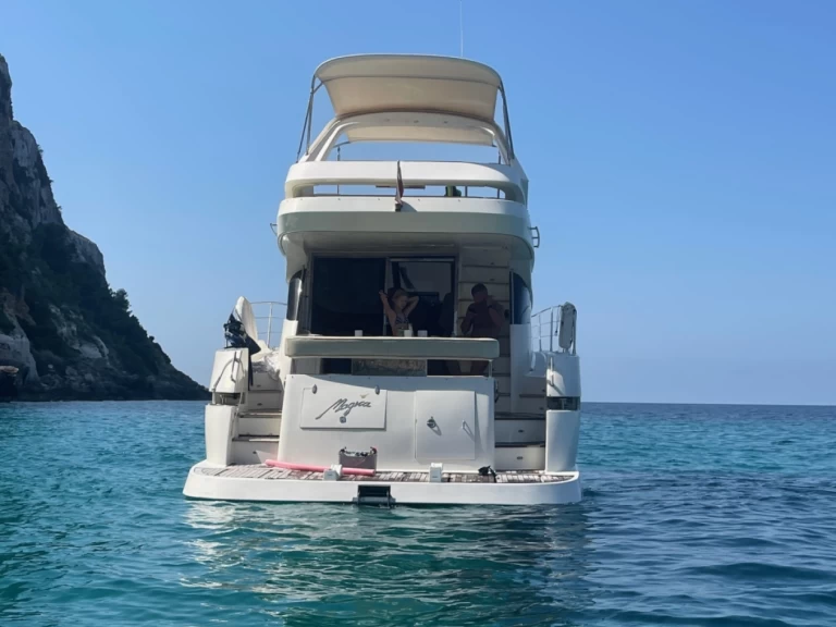 Motorboat hire in Palma de Mallorca - Numarine 55 FLY