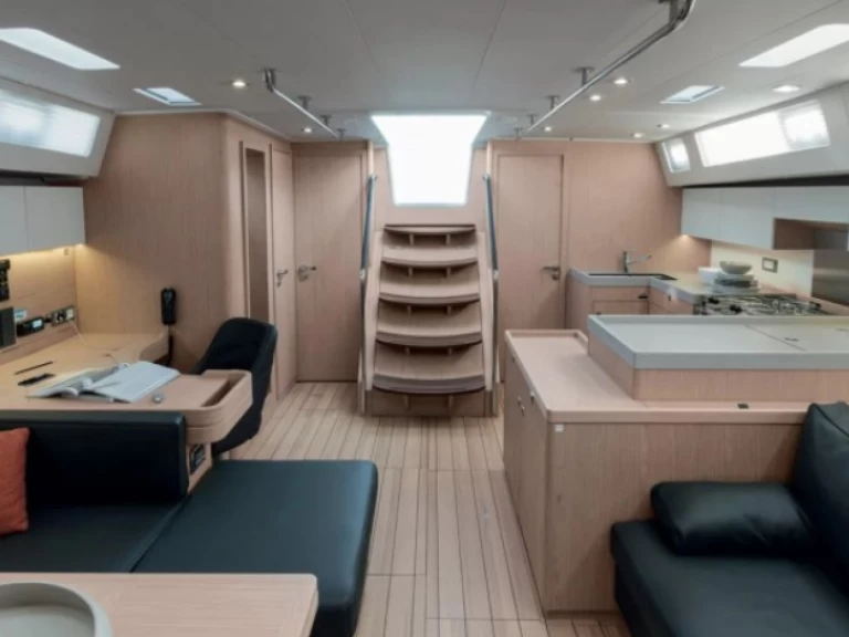 Yacht charter Arzon - OCEANIS 55.1 OCEANIS 55.1 on SamBoat